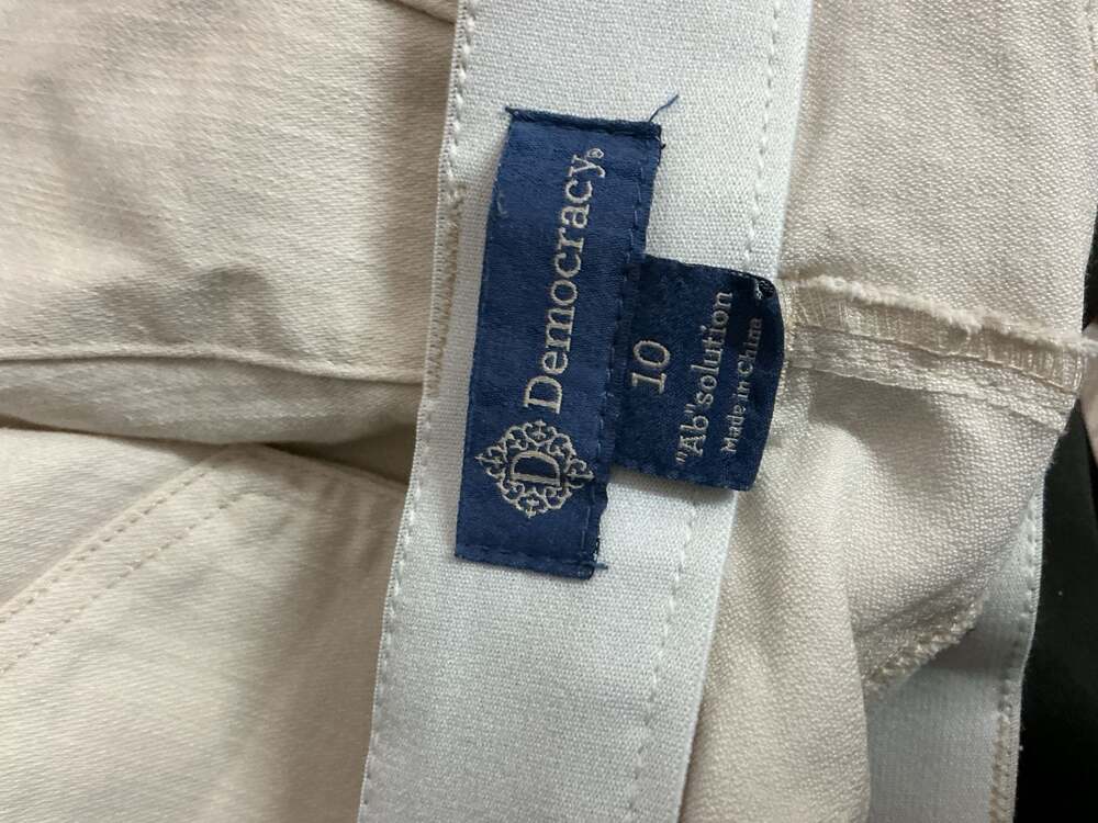 Democracy Ab'solution White Denim Shorts Size 10 - Picture 5 of 6